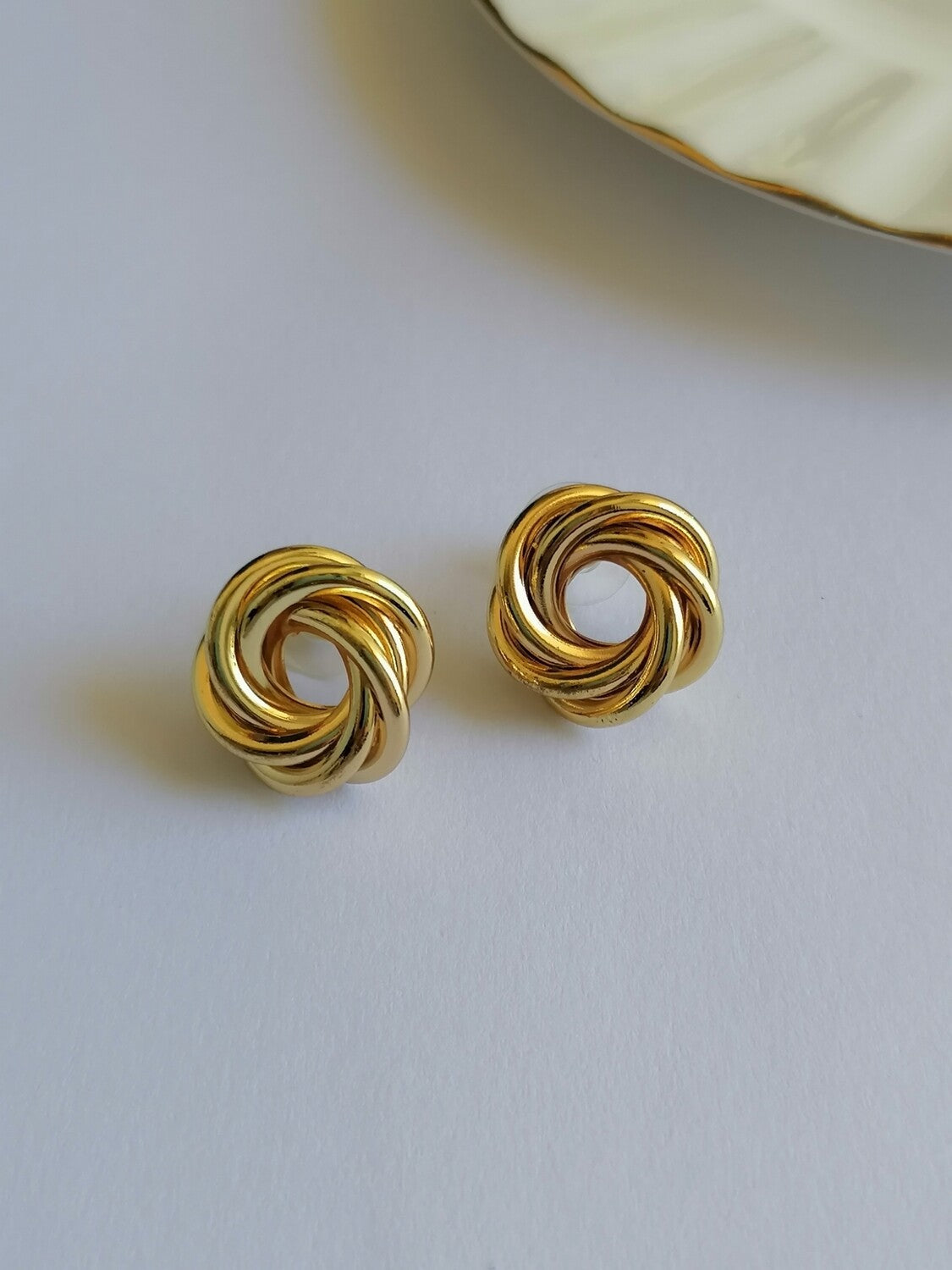 Quinn Twist Knot | Earrings