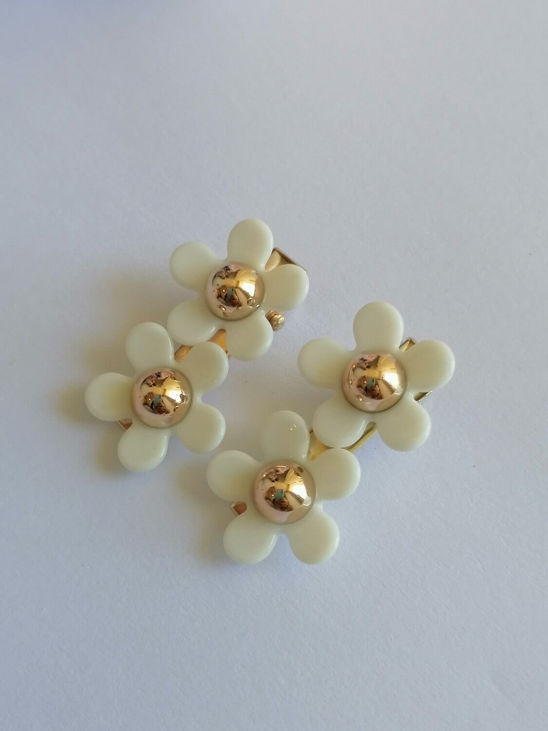 Kiddies White & Gold Flower Hair Clips 2pcs