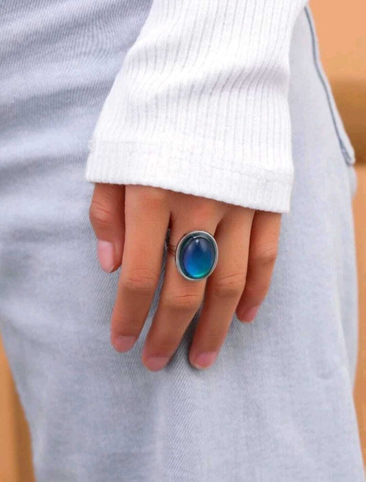 Oval MOOD Ring - Color Changing