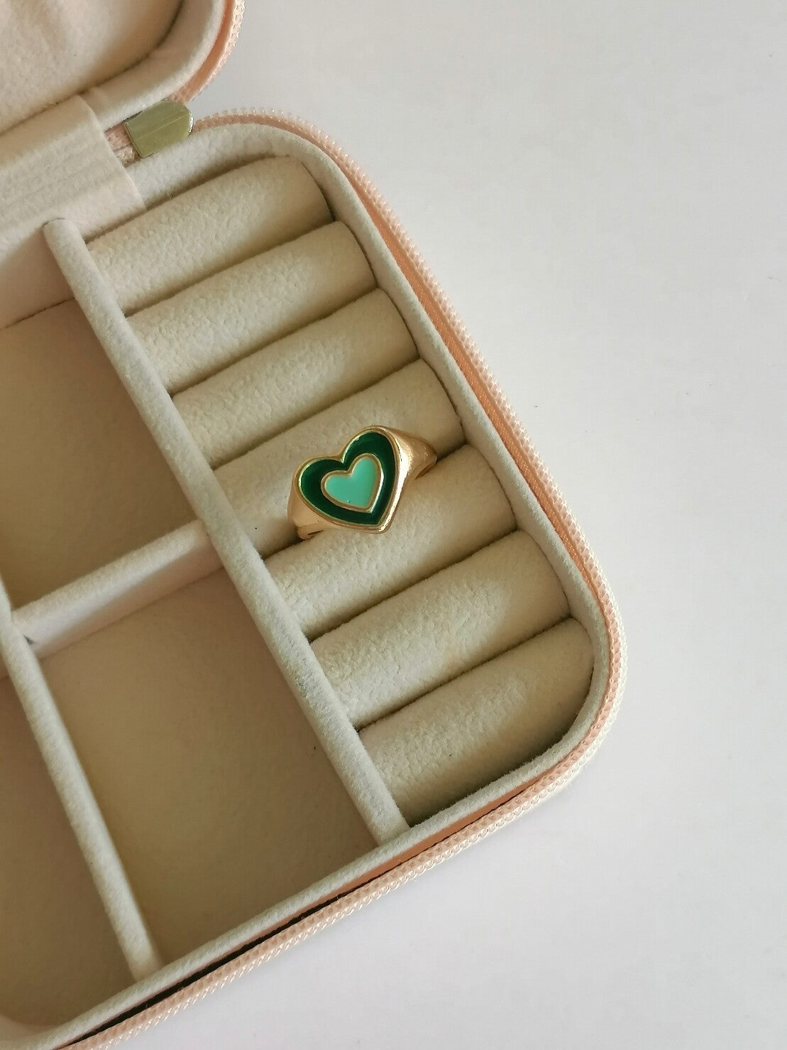 Twin Hearts of Green Ring