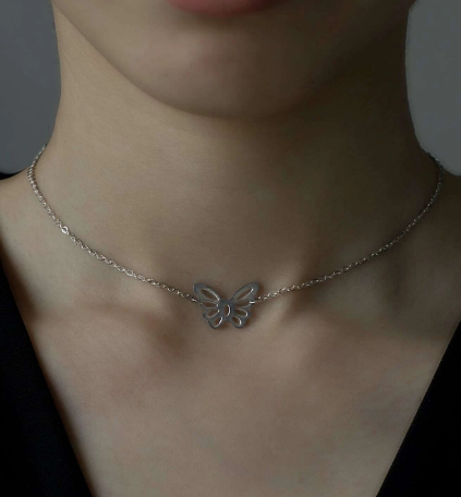 Butterfly Chocker