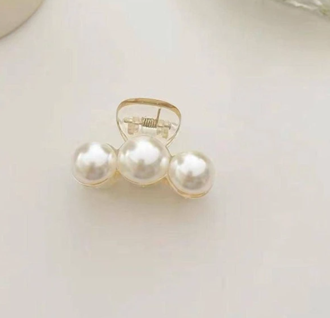 Mini Pearl Hair Claw